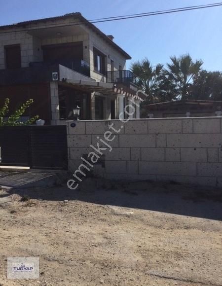 Turyap Çeşme Çiftlik'te Denize 150 Metre Satılık 3+1 Villa - Görsel 3