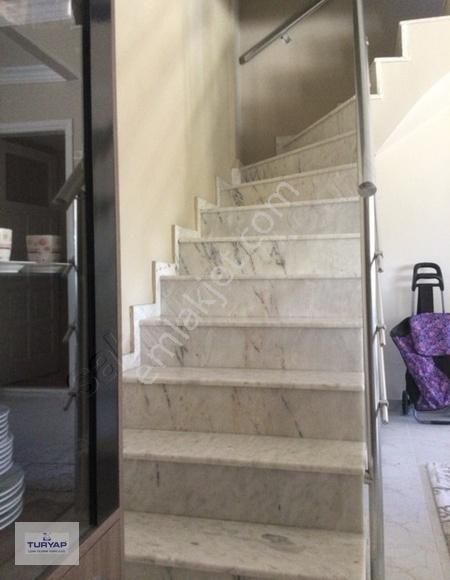 Turyap Çeşme Çiftlik'te Denize 150 Metre Satılık 3+1 Villa - Görsel 5