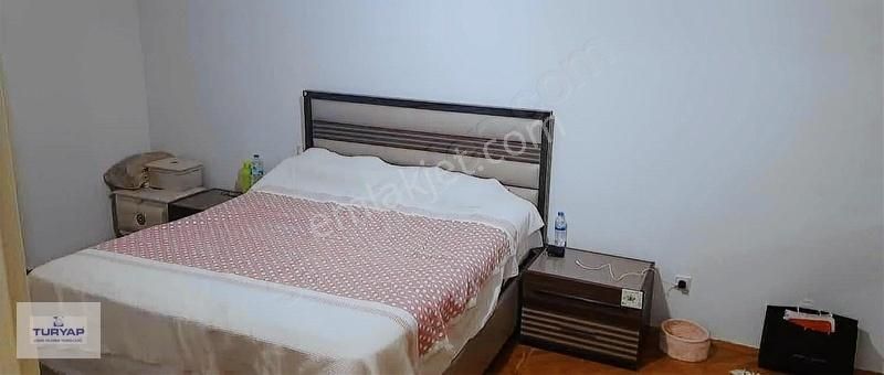 Turyap'tan Bornova Evka 3'te 4+1 Satılık Daire - Görsel 5