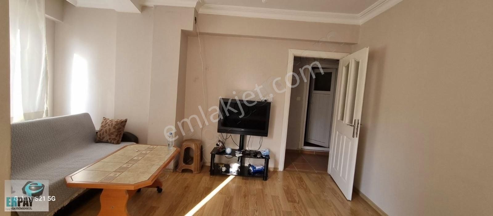 Erpay Gayrimenkul'den Zübeyde Hanım Mh.ara Kat 85m2 Acil Satılık - Görsel 3