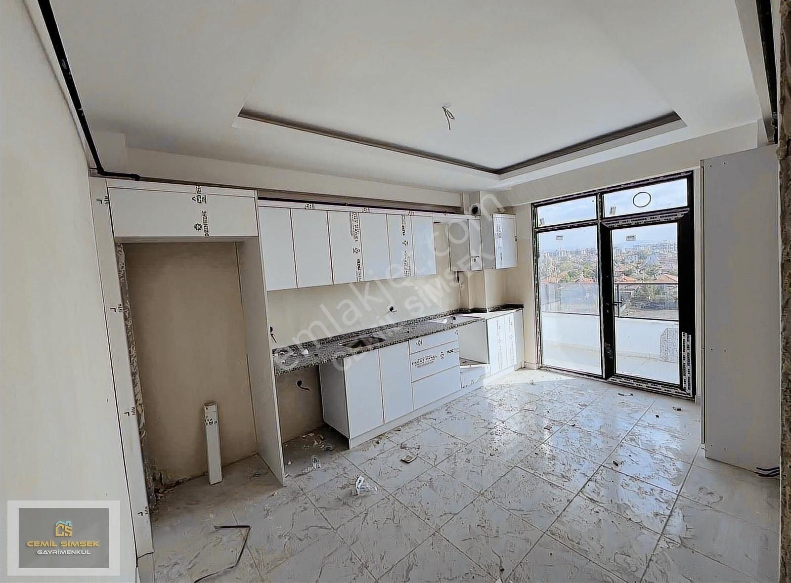 Cemil Şimşekten Selim Sultan Mah Ara Kat Sıfır 4+1 Satlık Daire - Görsel 8