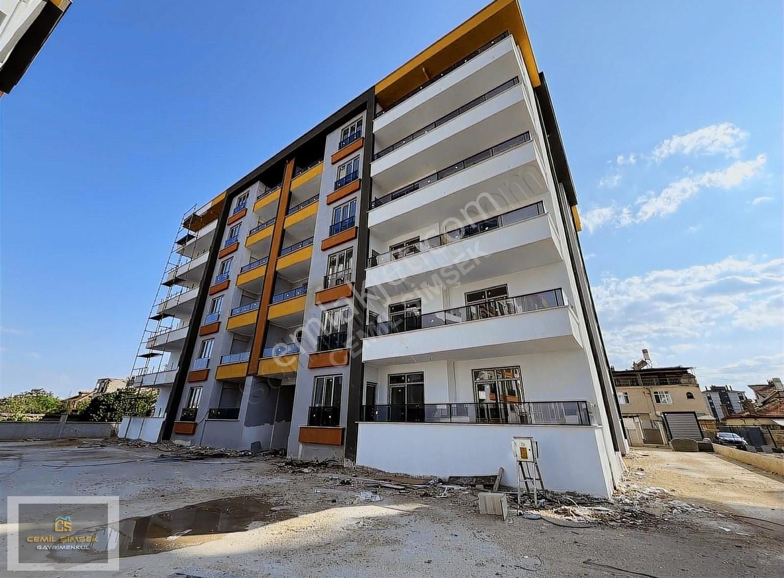 Cemil Şimşekten Selim Sultan Mah Ara Kat Sıfır 4+1 Satlık Daire - Görsel 10