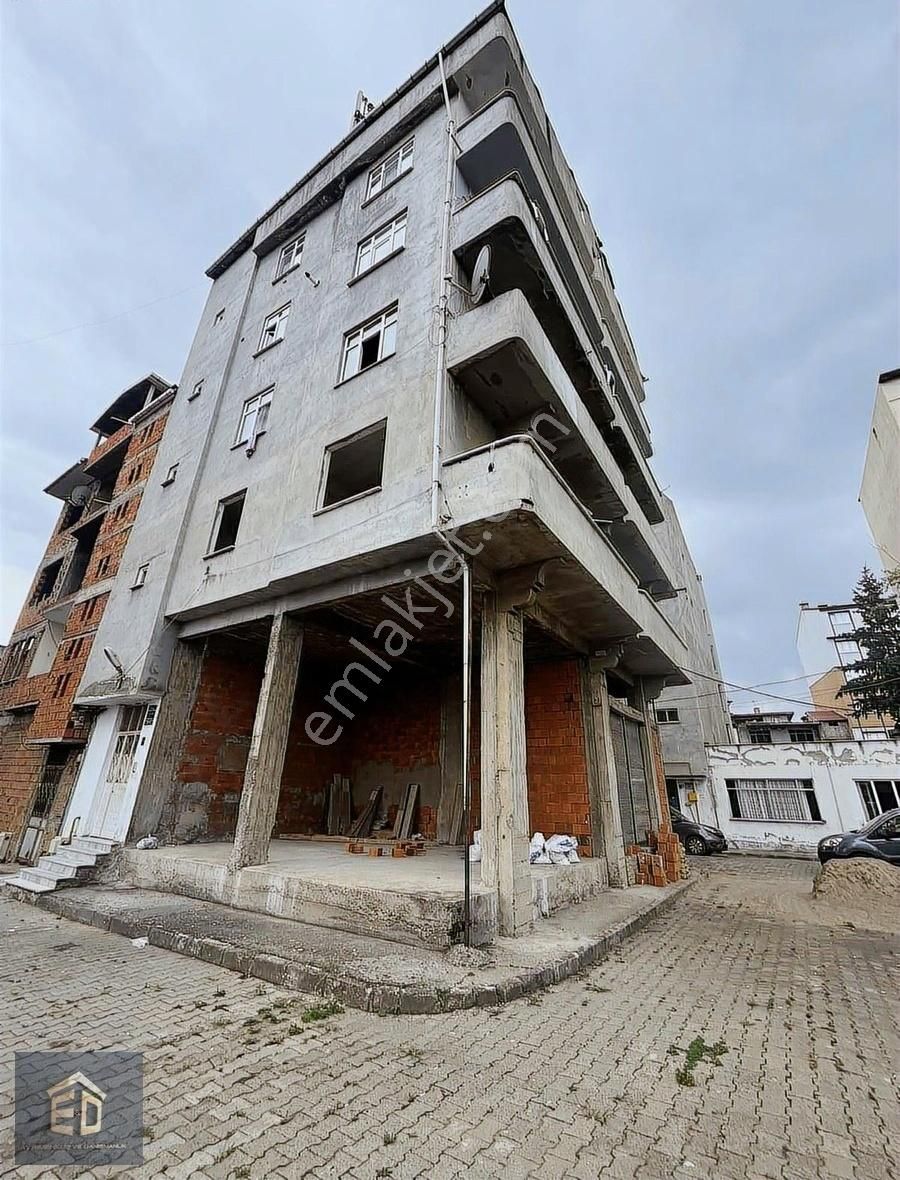 Merkez'de Satılık 3+1 İçi Sıfır Yapılı Doğalgazlı Daire