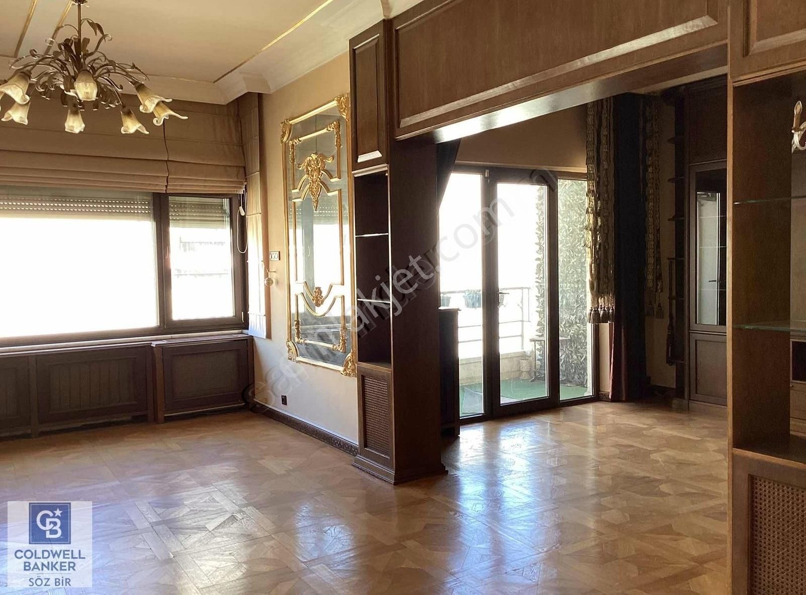 Nişantaşı Valikonağı Caddesi'nde 4+1 Kiralık Daire - Görsel 2