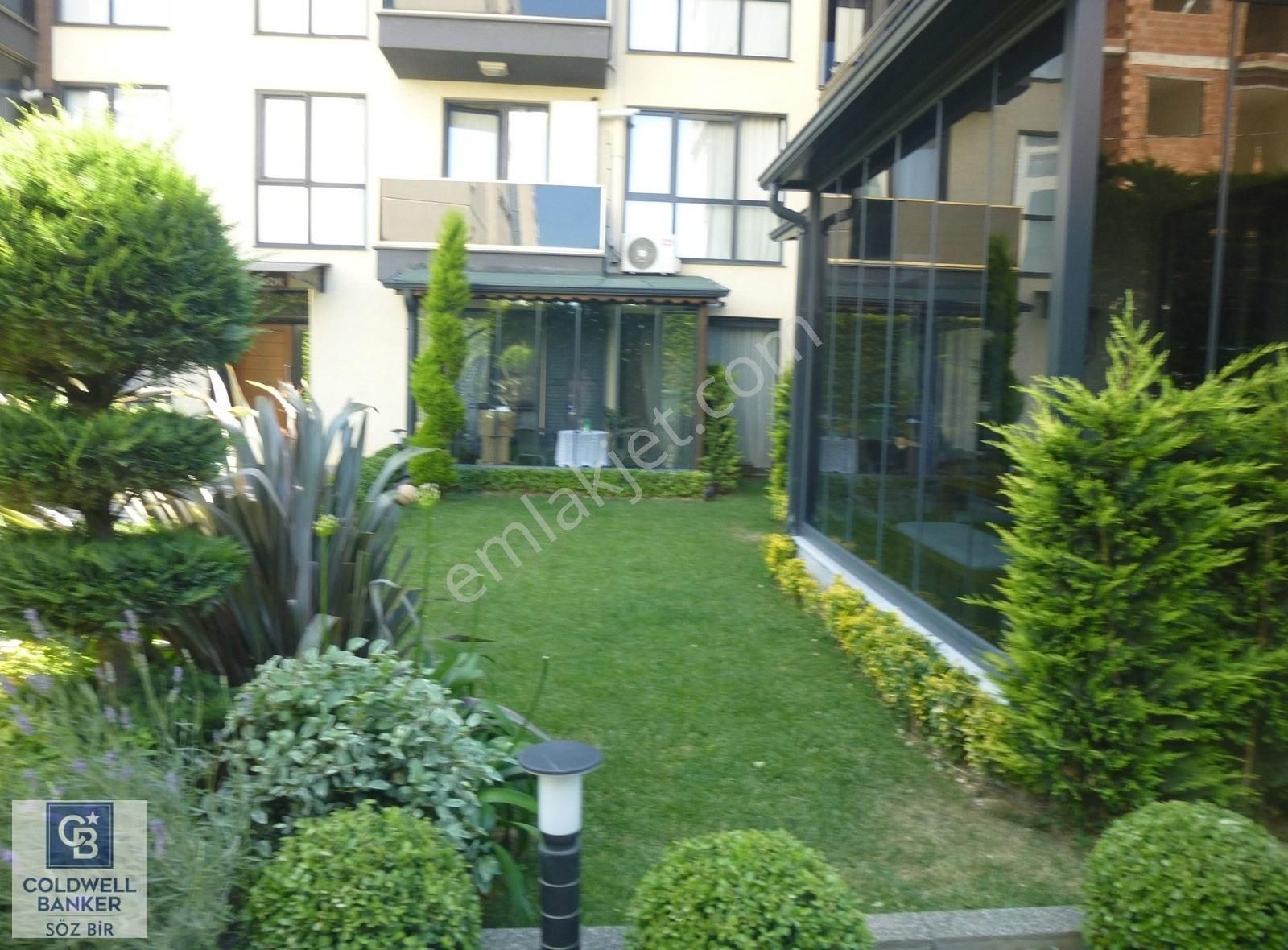 Butik Garden Sitesinde Amerikan Mutfak Bahçeli Satılık 2+1