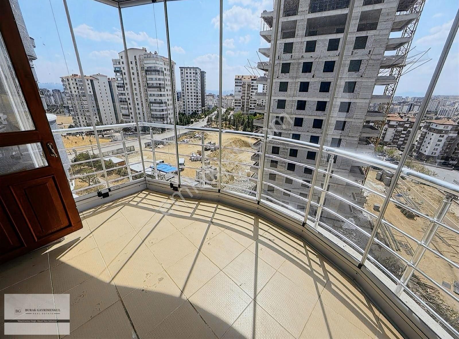 !!! Turgut Özal 'da Arakat Güney 3+1 135 M² Daire