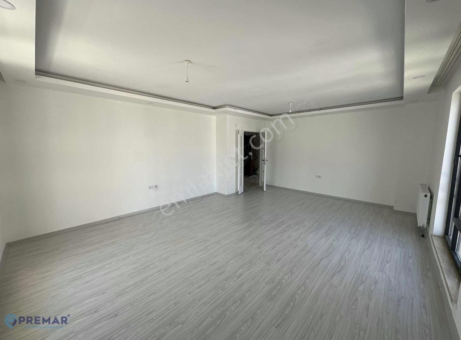 Premar'dan İskele Caddesinde Kiralık Lüks 4+1 Sıfır Daire