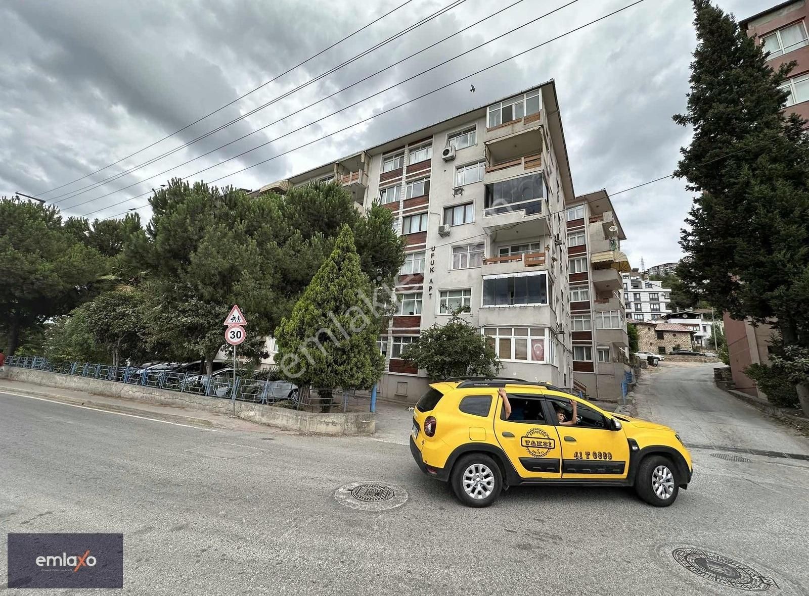 İzmit Yeni Doğanda Deniz Manzaralı 2+1 Kiralık Daire