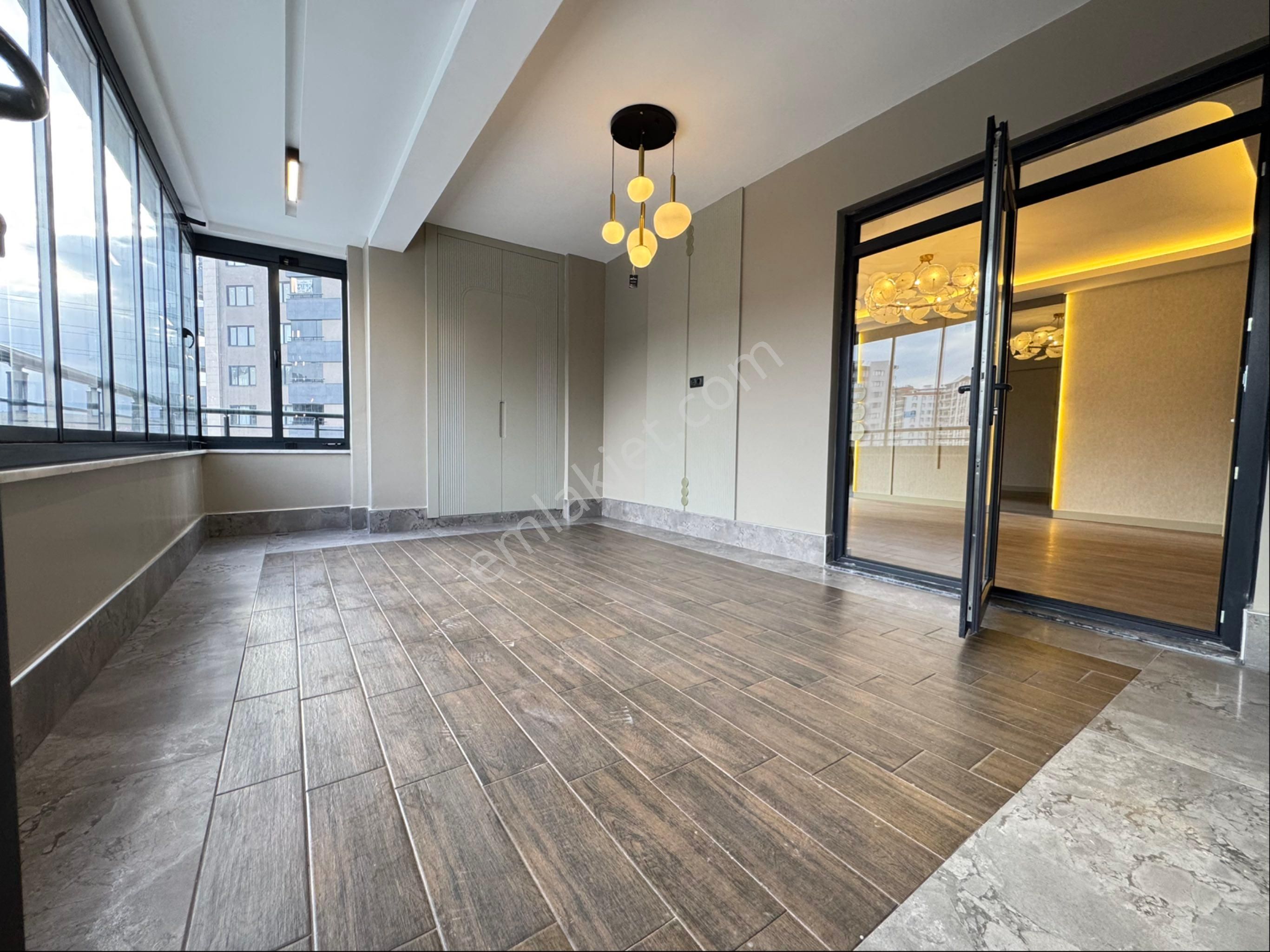 Emir Gayrimenkulden Fıstıklığın En Güzel Lokasyonunda 3.5+1 - Görsel 22