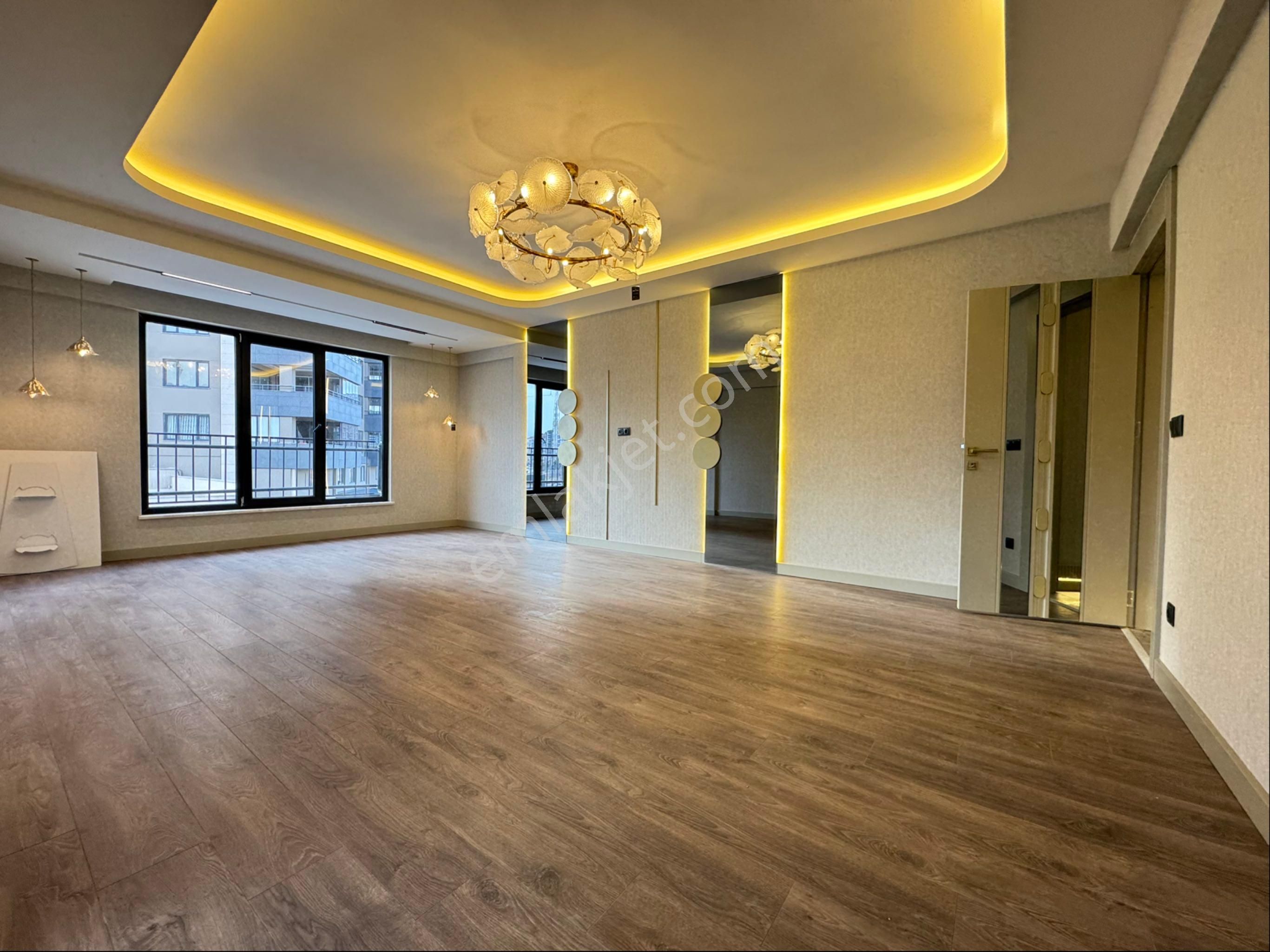 Emir Gayrimenkulden Fıstıklığın En Güzel Lokasyonunda 3.5+1 - Görsel 2