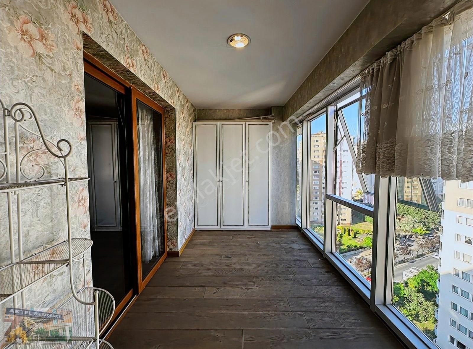 Aktel Residence Satış Ofisinden 4+1 257m² Göl Manzaralı Satılık - Görsel 32