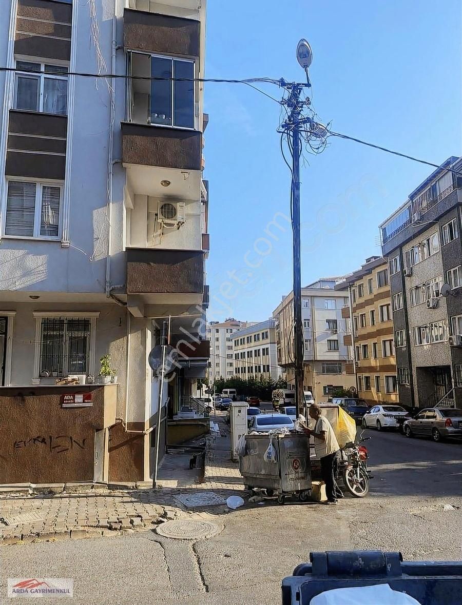 Ümraniye İstiklal Mh.güzel Konumda Kiralık 3+1 Daire