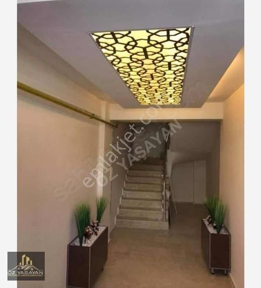 Öz Yaşayan'dan Dilek Caddesi Dibinde 138 M2 3+1 Daire