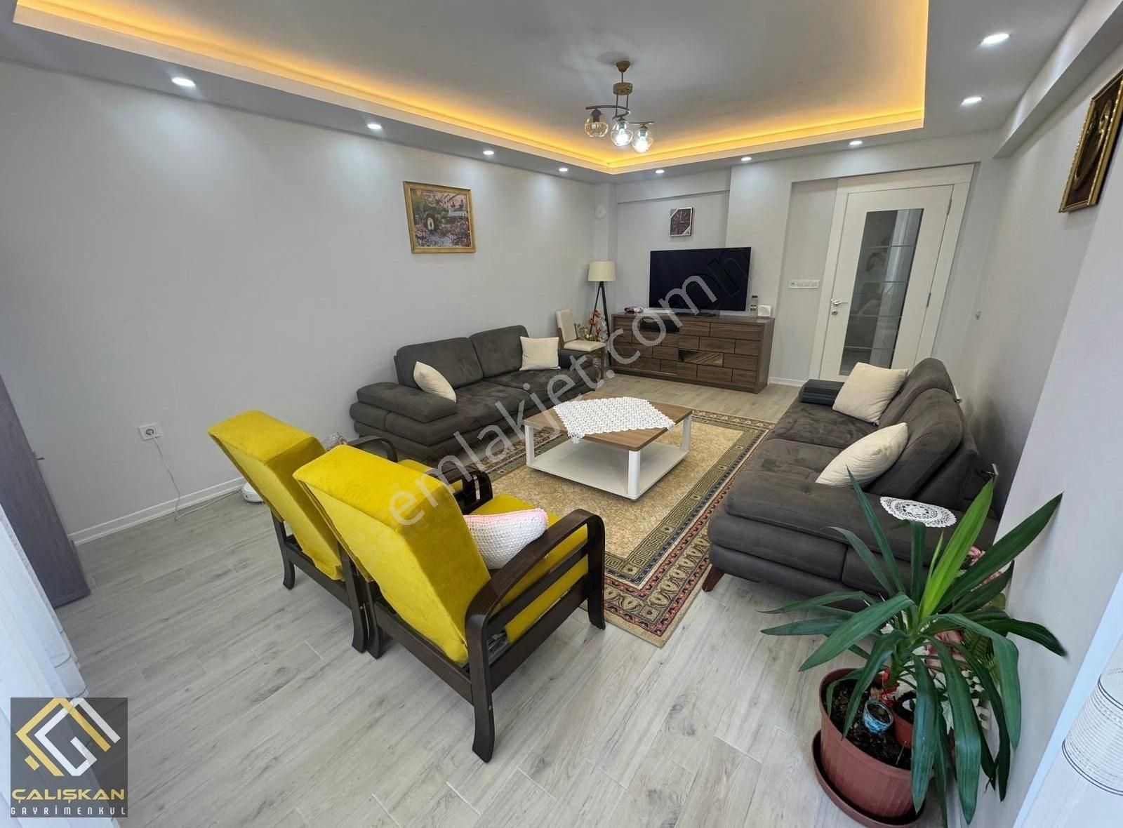 Cepheleri Açık, Geniş, Ferah, Kilerli, Ebeveyn Banyolu Daire - Görsel 7