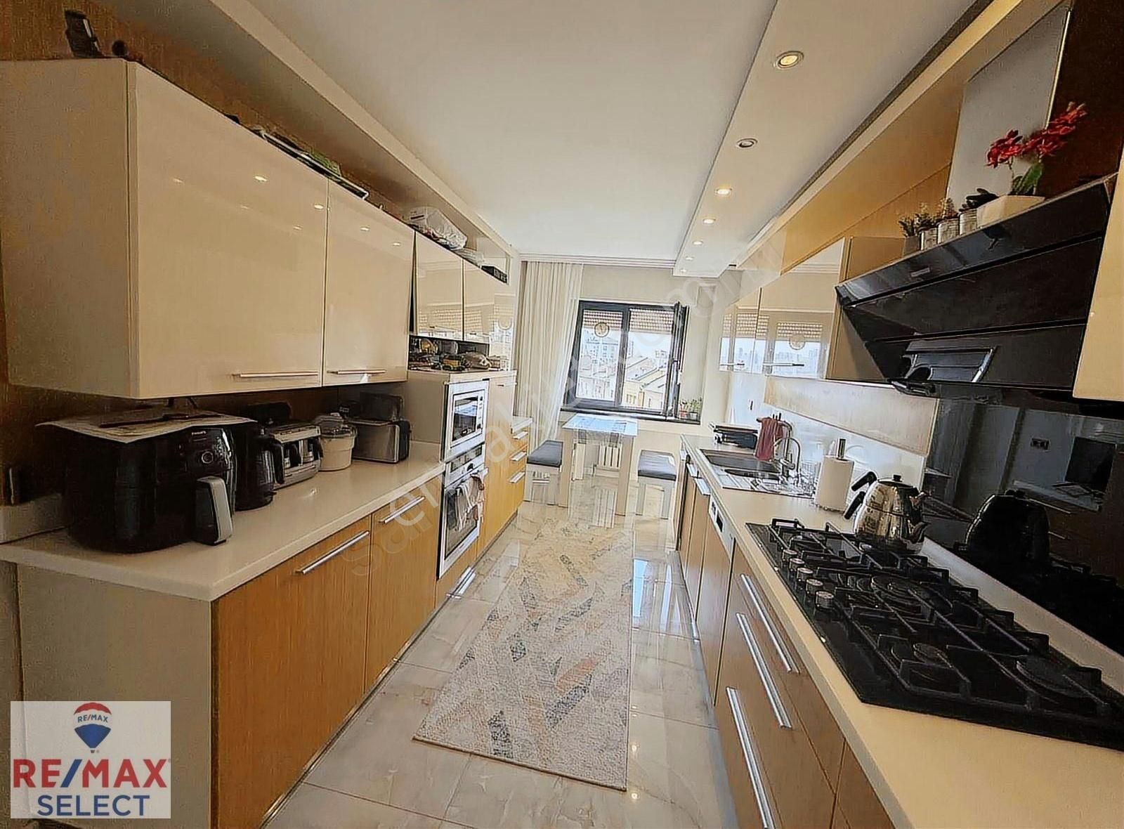 Bahçeşehir Toros B7 Blok 210 M2 Brüt Full Tadilatlı - Masrafsız - Görsel 22