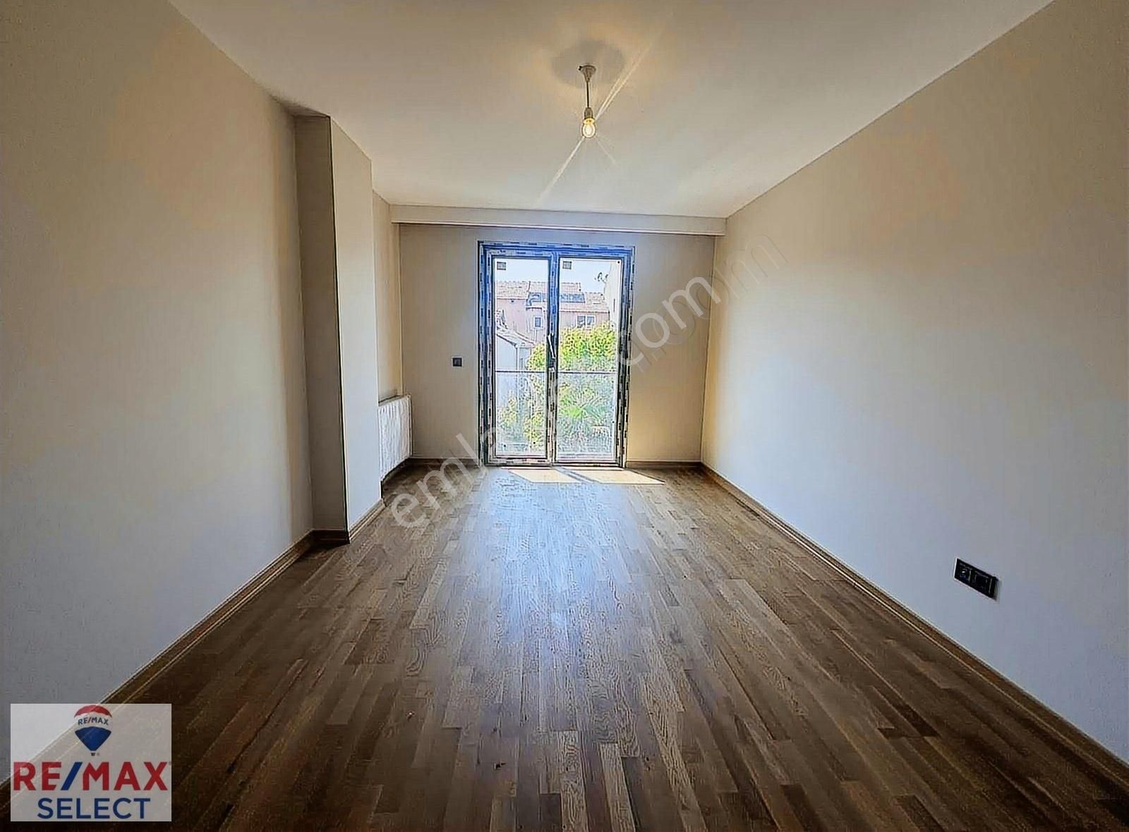 Yeşilköy Sahilde Satılık Sıfır En Üst Kat 3+1 Daire - Görsel 20