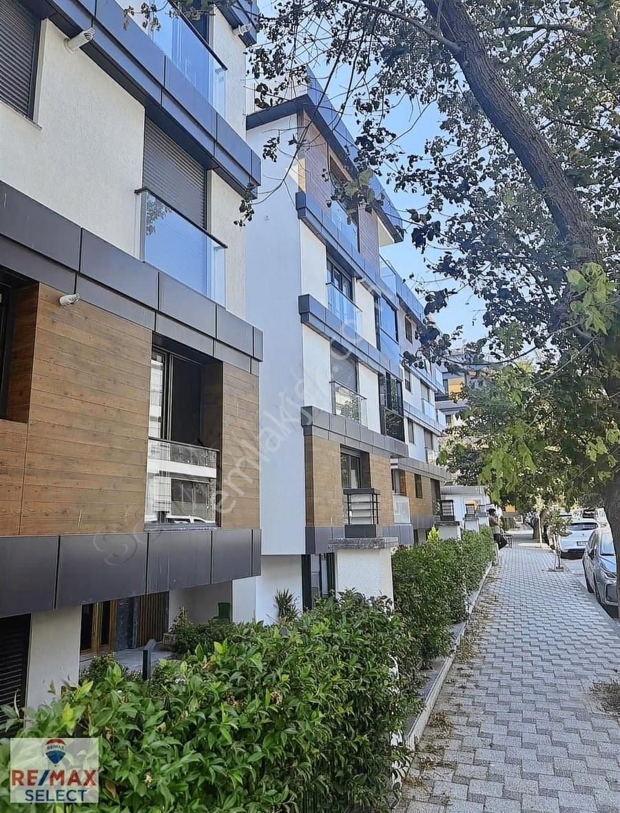 Yeşilköy Sahilde Satılık Sıfır En Üst Kat 3+1 Daire - Görsel 4