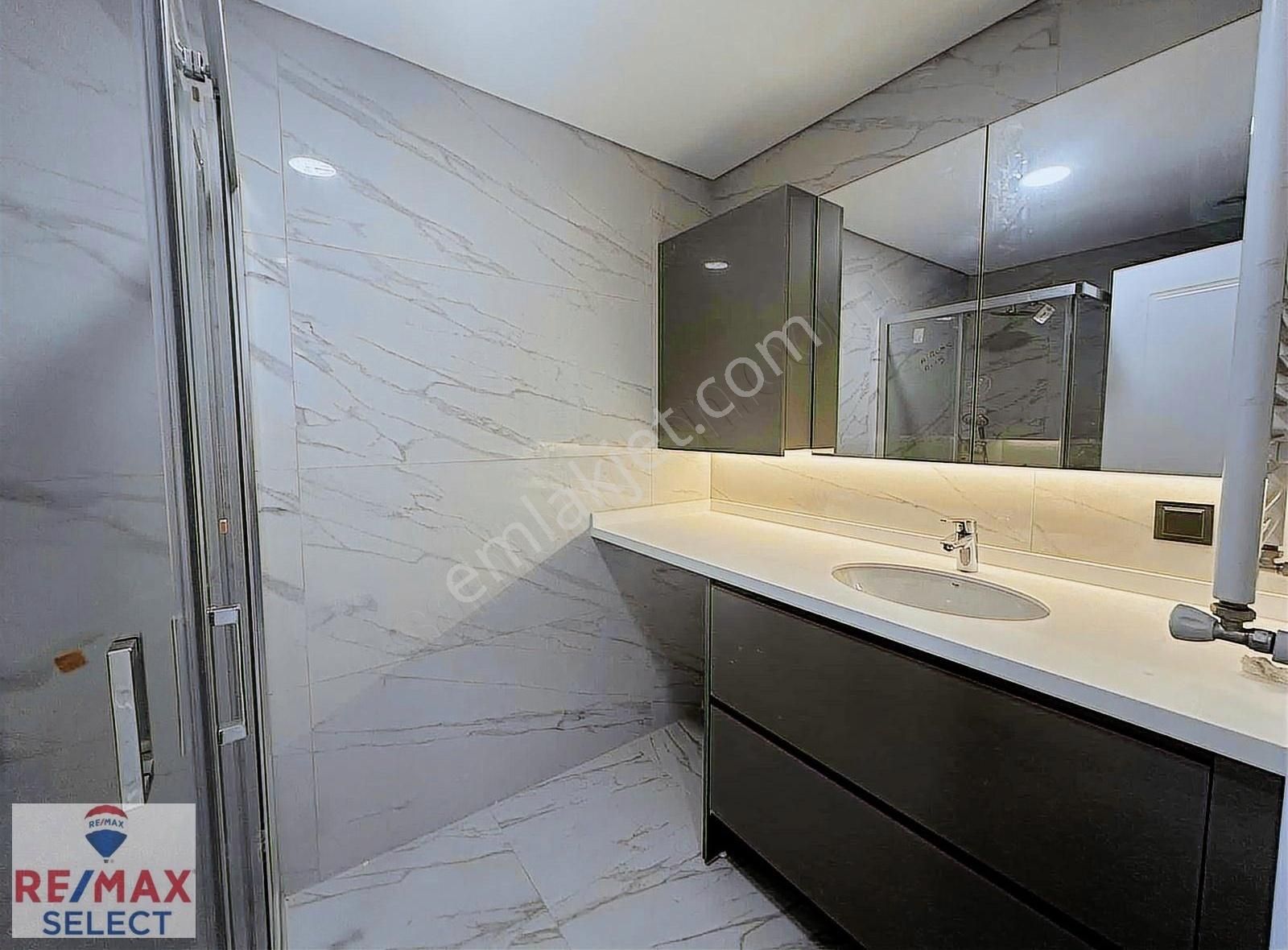 Yeşilköy Sahilde Satılık Sıfır En Üst Kat 3+1 Daire - Görsel 8