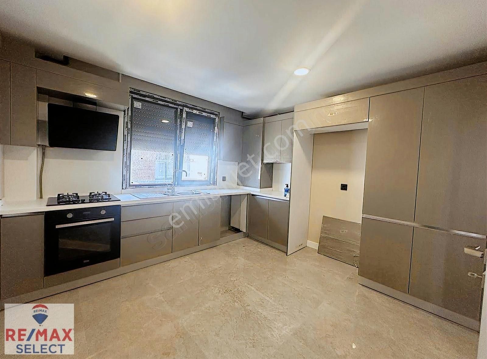 Yeşilköy Sahilde Satılık Sıfır En Üst Kat 3+1 Daire - Görsel 23