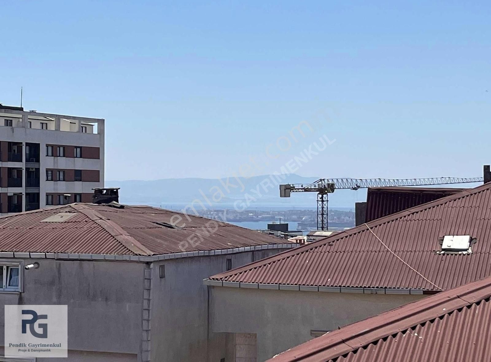 Pendik Gözdağında Hastane Ve Metroya 500 M Satılık 2+1 Daire