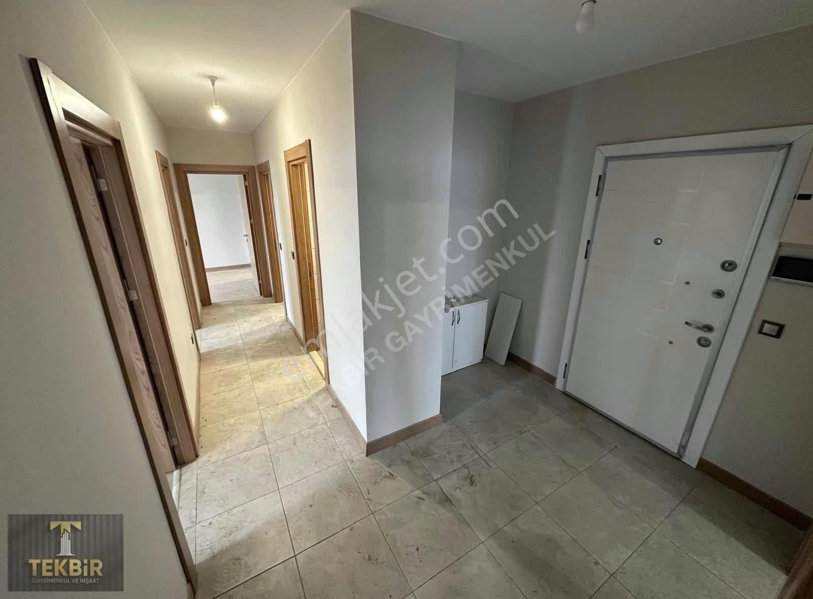 Esenler 15 Temmuz Toki Evleri 2+1 108m2 Zemin Kat - Görsel 9