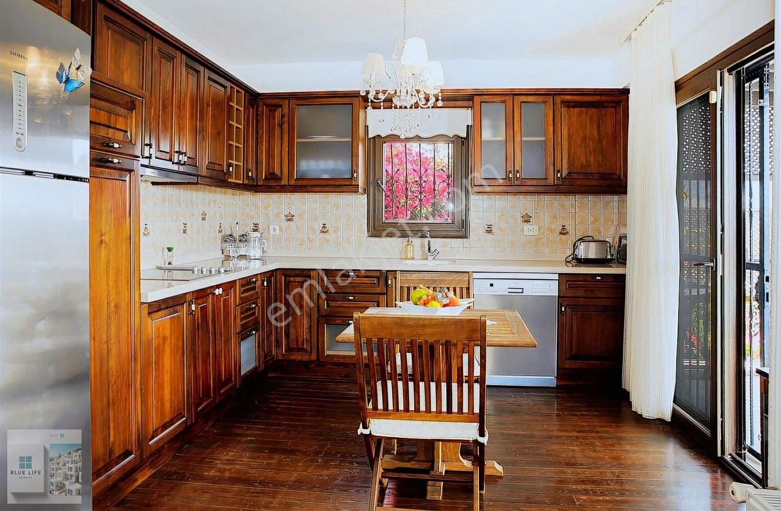 Muğla Bodrum Yalıkavakta 5+1 Müstakil Manzaralı Kiralık Villa - Görsel 16