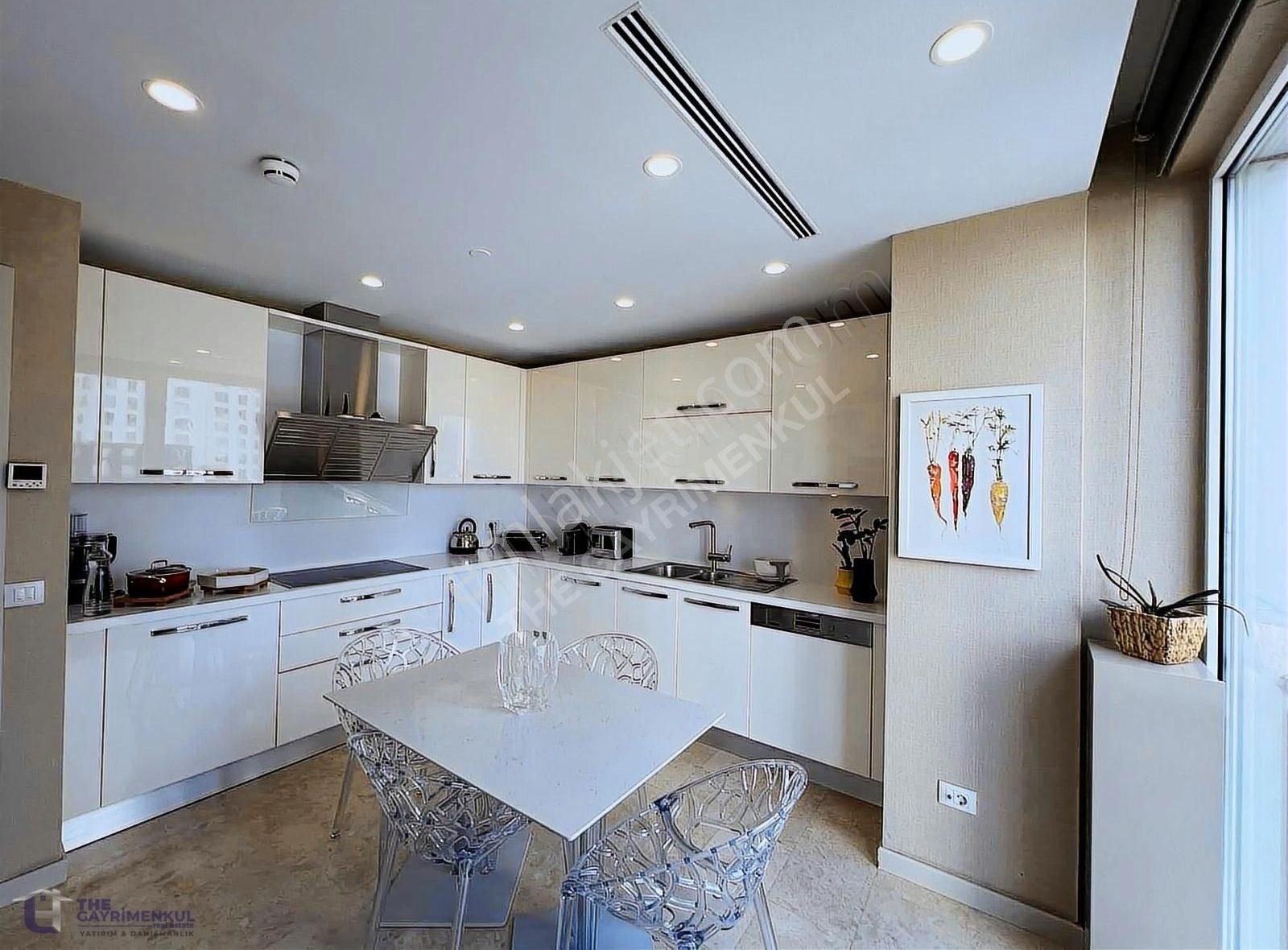 Maslak Mashattan 4+1 255 M2 7.kat Satılık Özel Daire