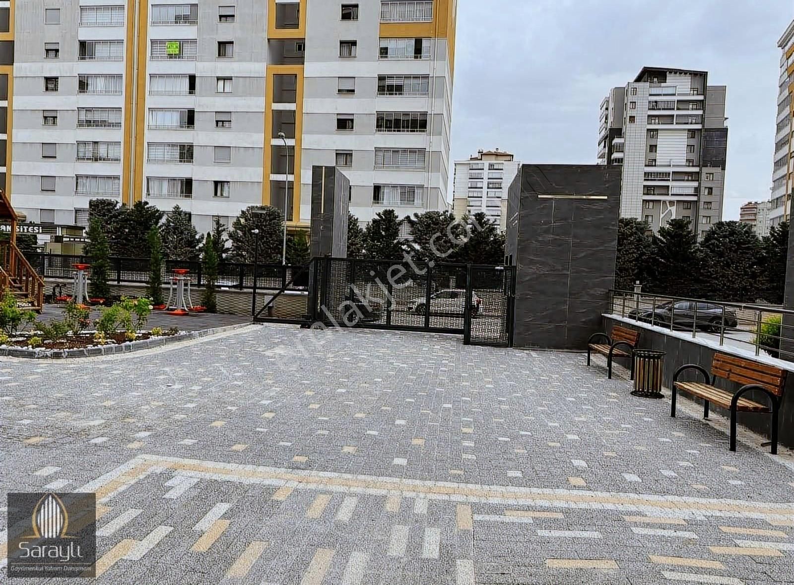 Saraylı'dan Şefikcan Da Sıfır Ara Kat Satılık 4+1 Daire