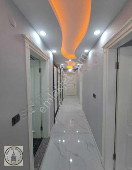 Konak Mahallesinde 2+1 Kapalı Mutfak Lüks Daire - Görsel 12