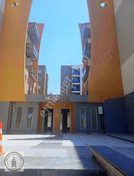 Yenikent Mahallesinde 1+1 Havuzlu Eşyalı Daire