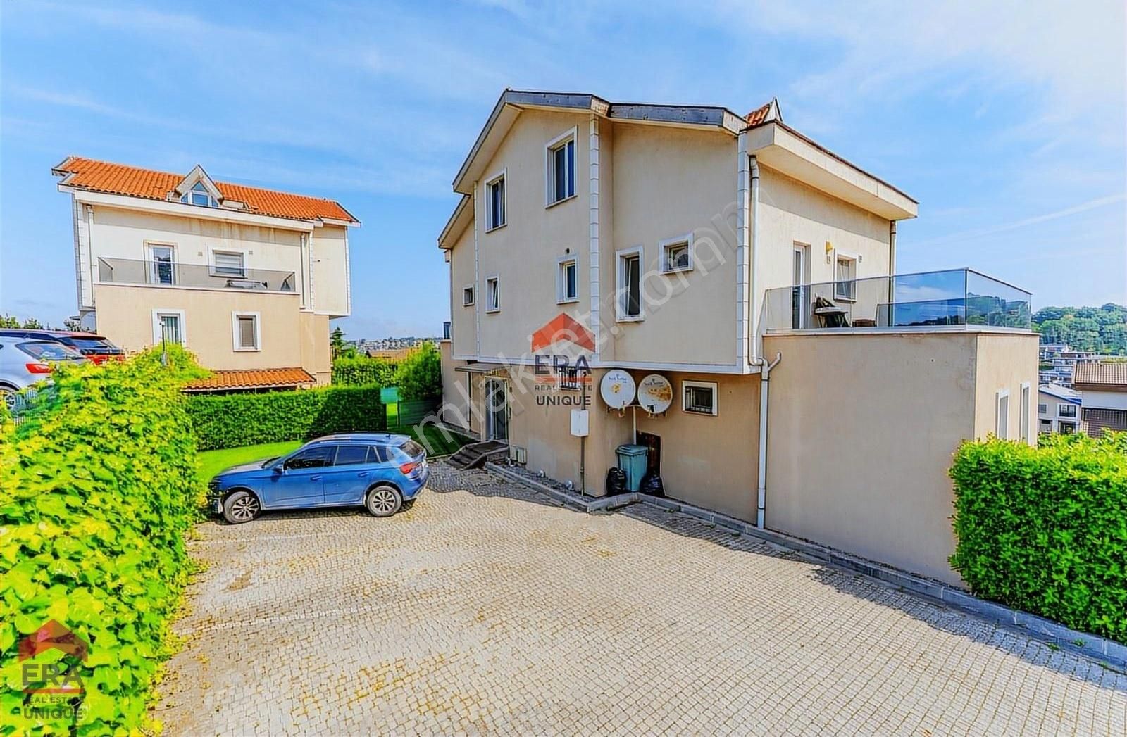 Zekeriyaköyün En Güzel Semtinde Anacadde Üzeri Çiftcepheli Daire