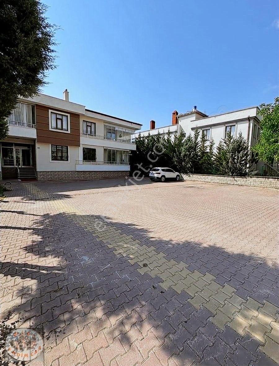 Fadim Cam Gayrimenkul Den Hocacıhanda Satılık Bakımlı Daire