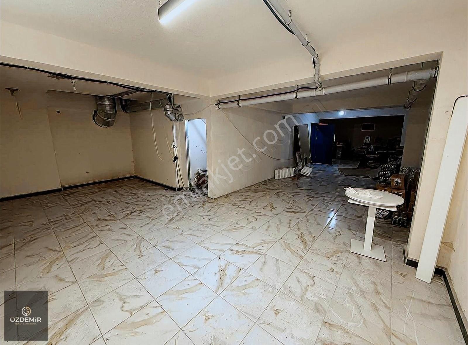 Cumhuriyetin Gözde Lokasyonunda 600 M2 Kullanıma Hazır Restoran - Görsel 19