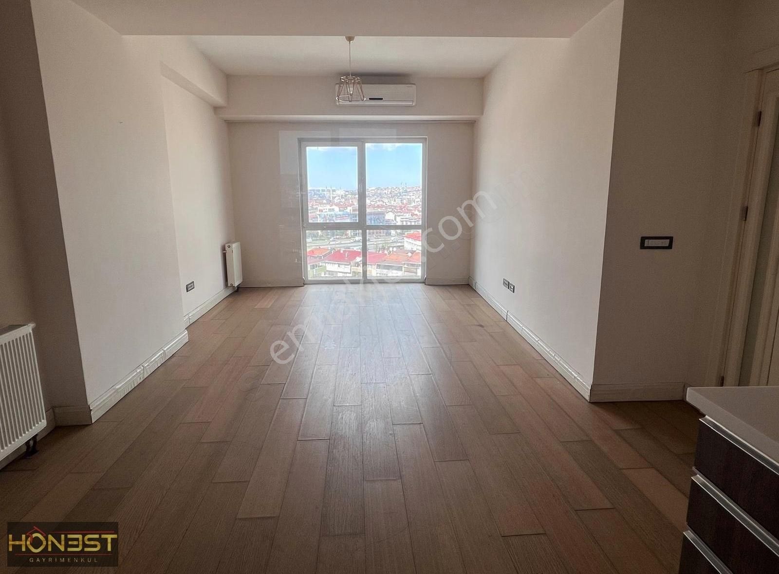 Kiptaş Venezia Mega Satılık Boş Hemen Oturum 2+1 Daire