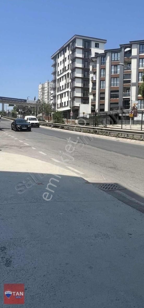 Mostar Bulvarı Üzerinde Kiralık 60 M2 Asma Katlı,ön Kullanım