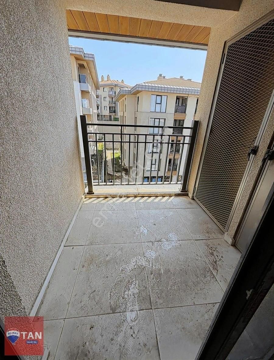Remax Tan Toki Konutlarında Ara Kat Geniş 2+1