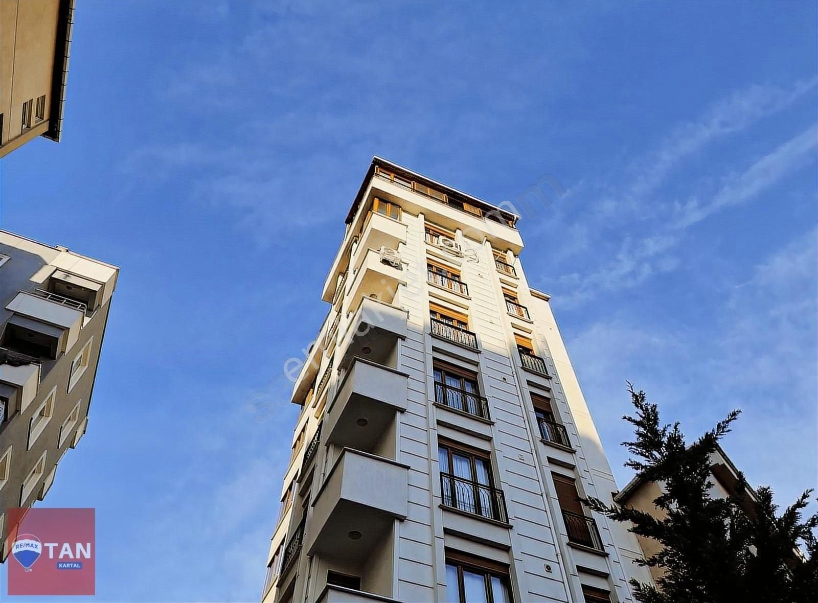 Kartal Yakacık Merkezde Satılık Arakat 3+1 Daire