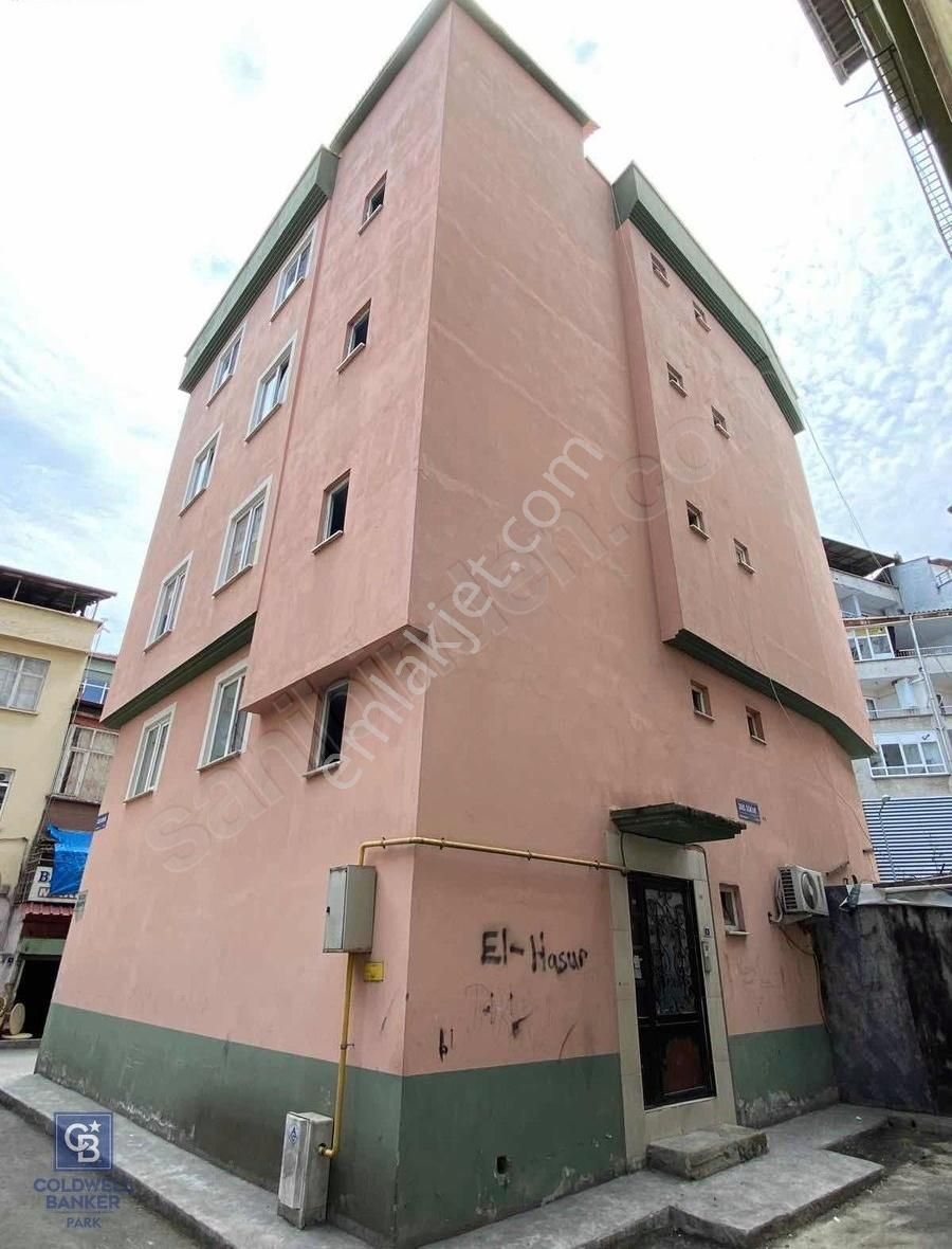Saitbey Mahallesinde Fırsat 3+1 Daire (masrafsız)