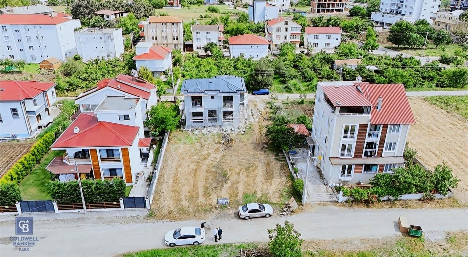 Cb Park Barlas Gürler'den Taflanda Yolun Altında Satılık Arsa