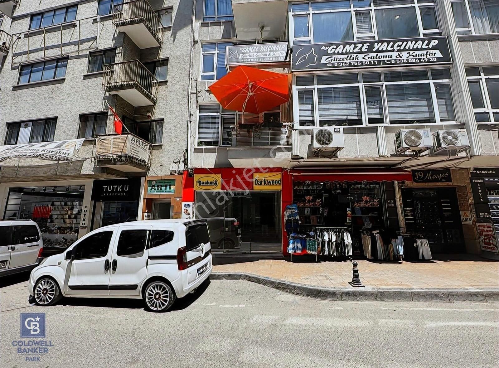 Cb Park Barlas Gürler'den Gazi Caddesinde Kiralık Fırsat Dükkan