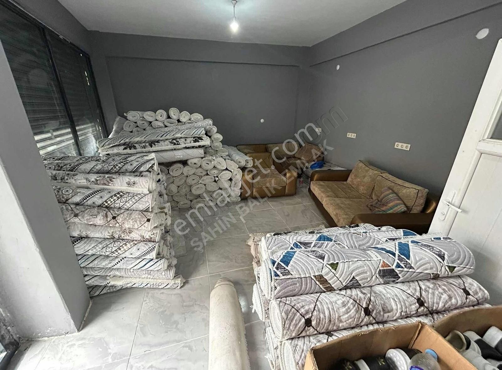 Şahin İnşaat..kazım Karabekir..30m2..y.giriş..merkezi