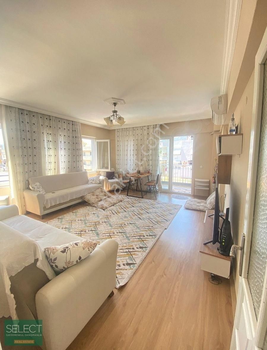 Marmaris Merkezi Konum Kapalı Mutfak Satılık 2+1 Daire