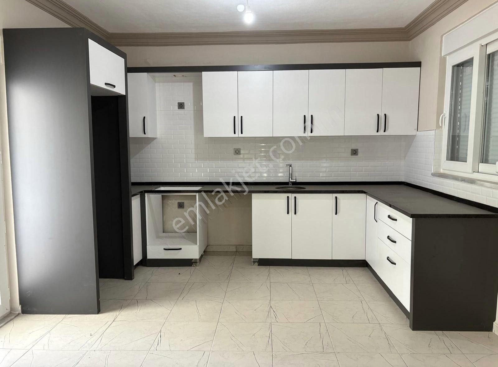 Bağdemağcı Mahallesinde Yazlık Villa - Görsel 3