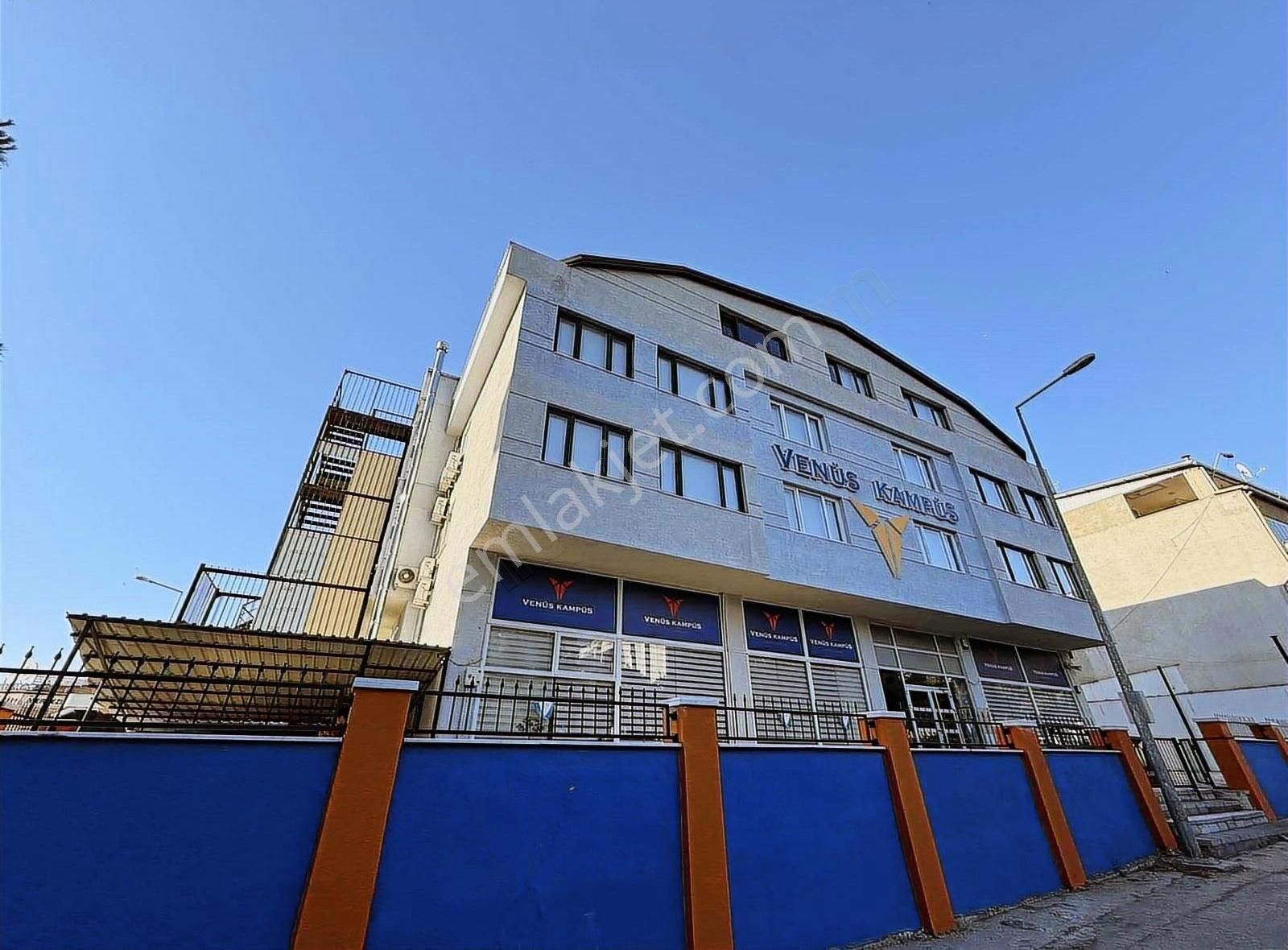 Fsm Bulvarına 2 Dk Mesafede Satılık / Kiralık Komple Bina - Görsel 2