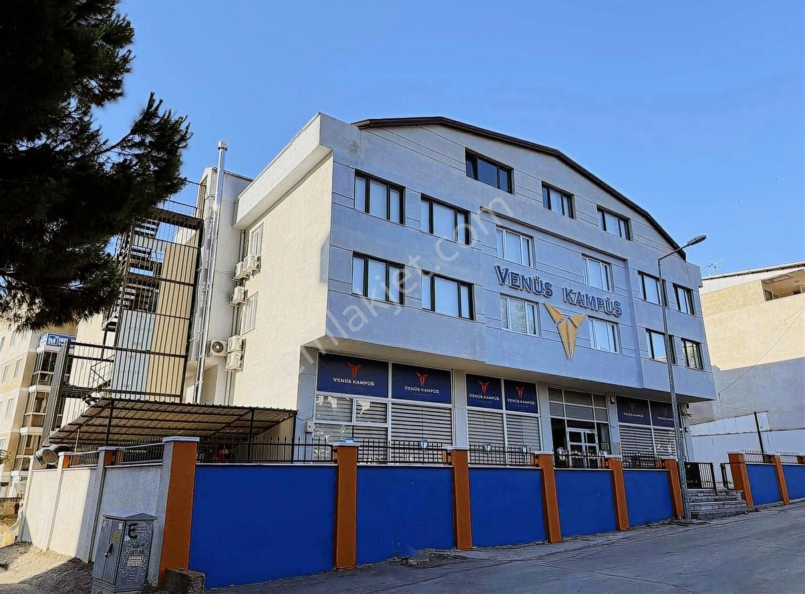 Fsm Bulvarına 2 Dk Mesafede Satılık / Kiralık Komple Bina - Görsel 5