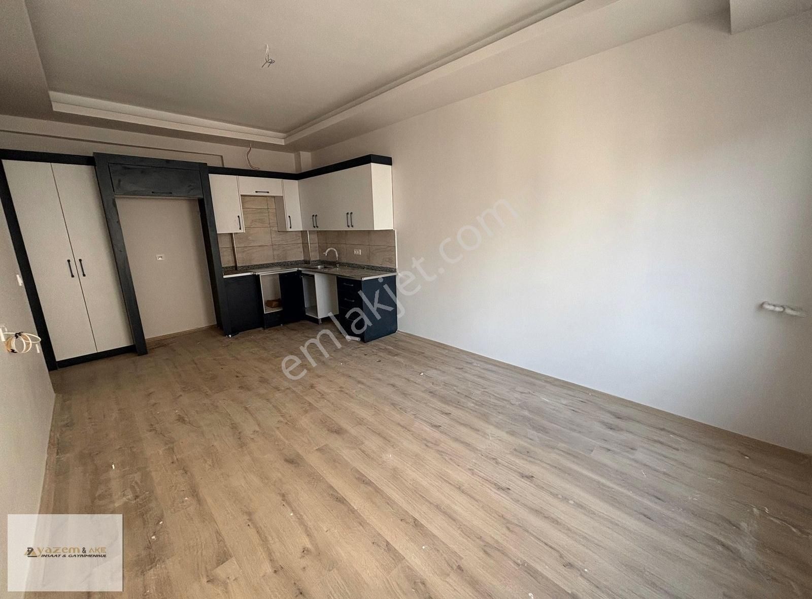 Erdemli Çevreyolu Havuzlu Sıfır Satılık 2+1
