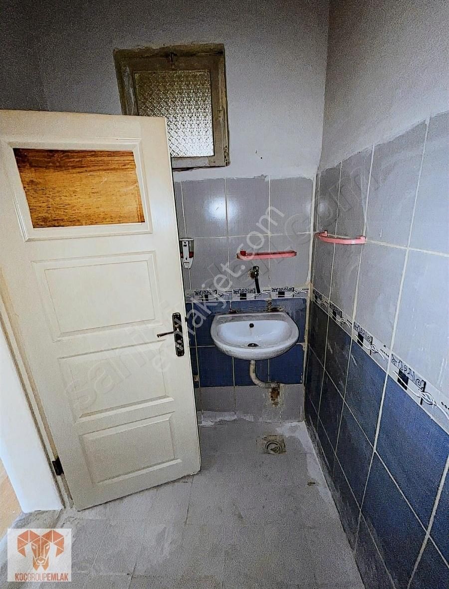 İki Katlı 3+1 Avlusu Bulunan Şehir Manzaralı Müstakil