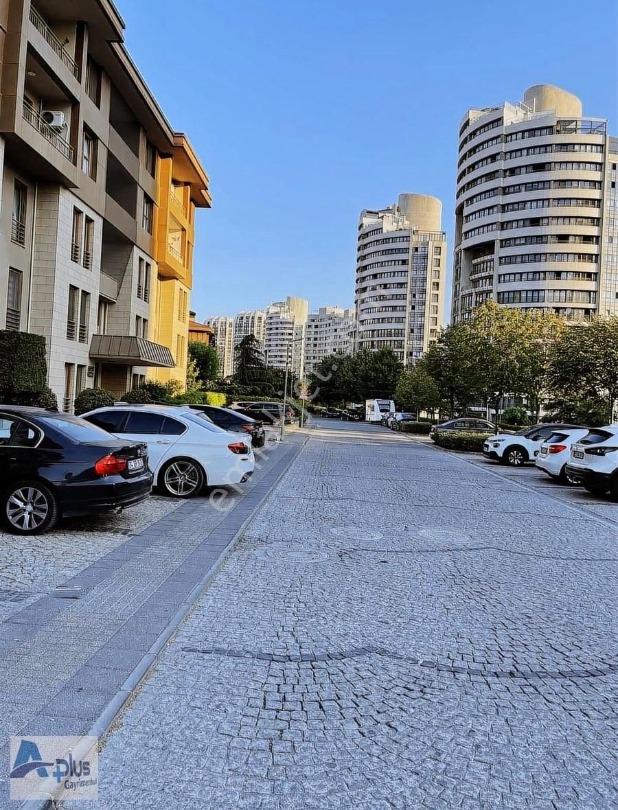 Atakent Mah.bosphorus City 4+1 Yalı Apartmanın'da Satılık Daire