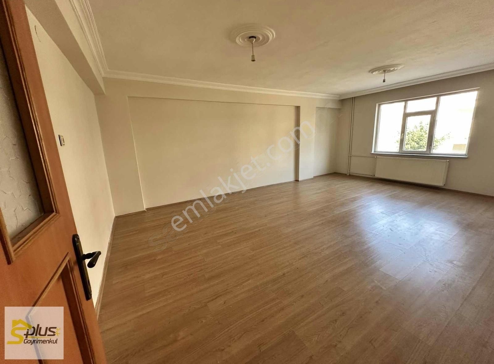 S Plus'dan Cumhuriyet Mahallesinde Kiralık 3+1 Daire