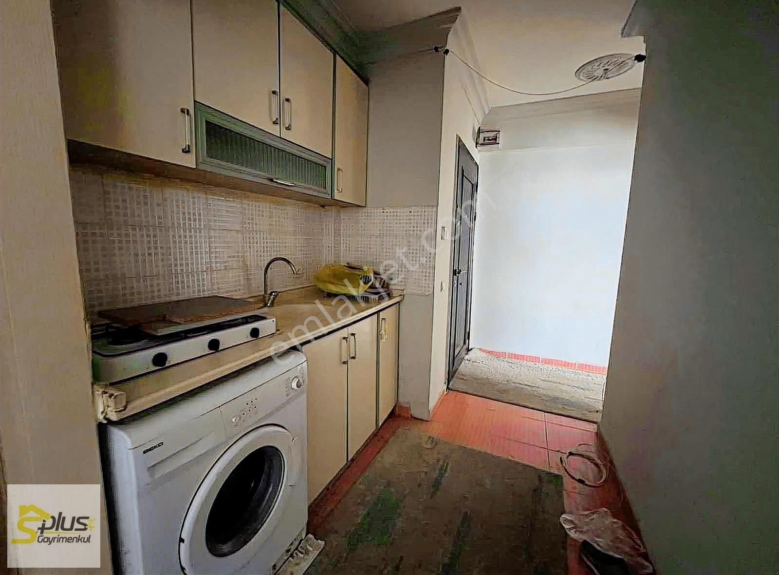 S Plus'dan Meydan Cami Karşısında Yatırımlık Satılık 1+1 Daire